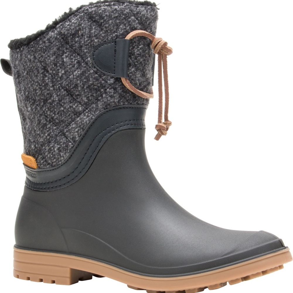 Kamik Stella boots new in box 8